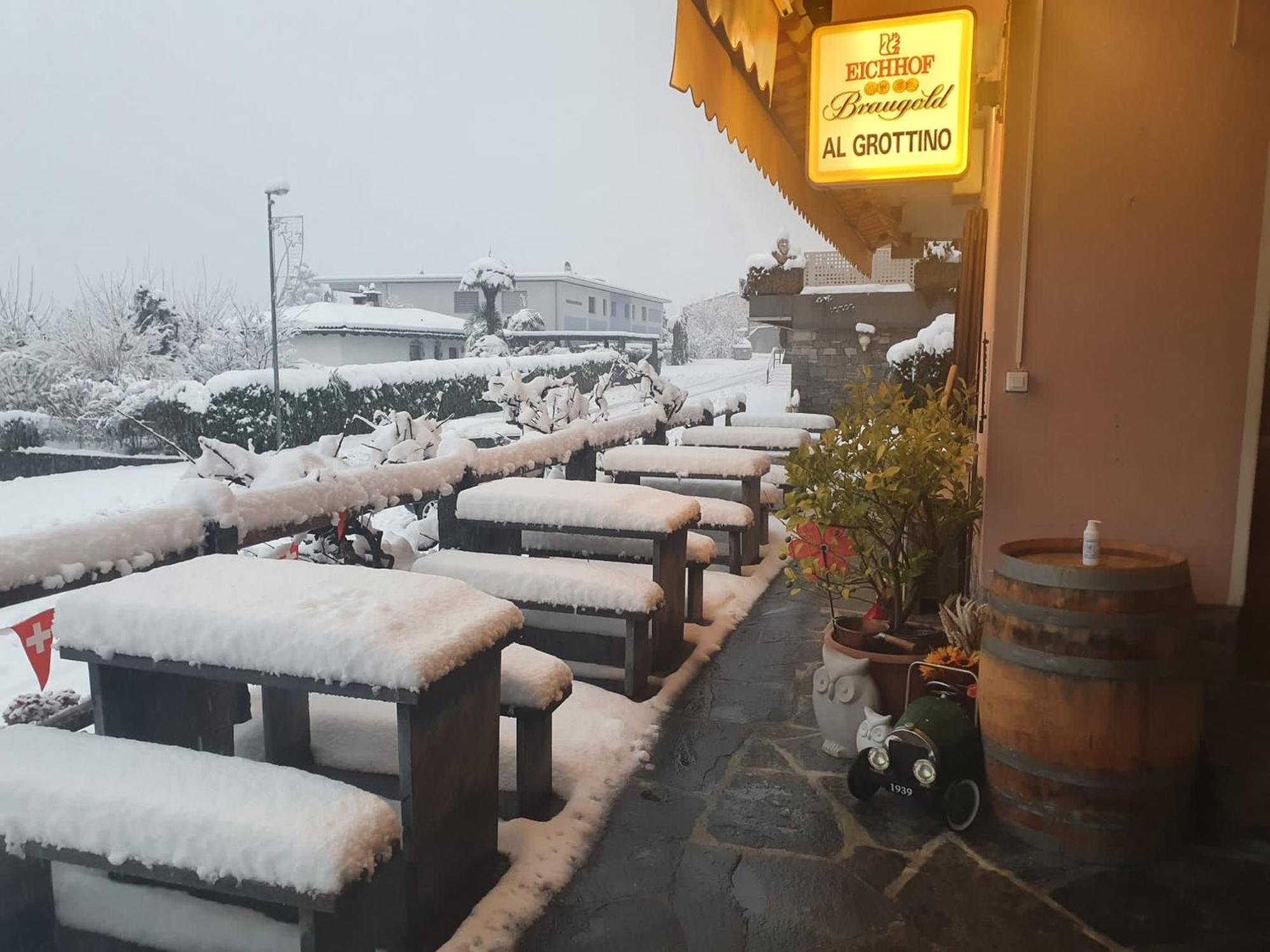 Al Grottino Bed & Breakfast Gambarogno Bagian luar foto