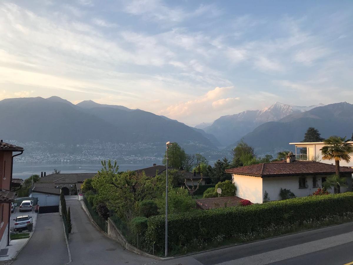 Al Grottino Bed & Breakfast Gambarogno Bagian luar foto