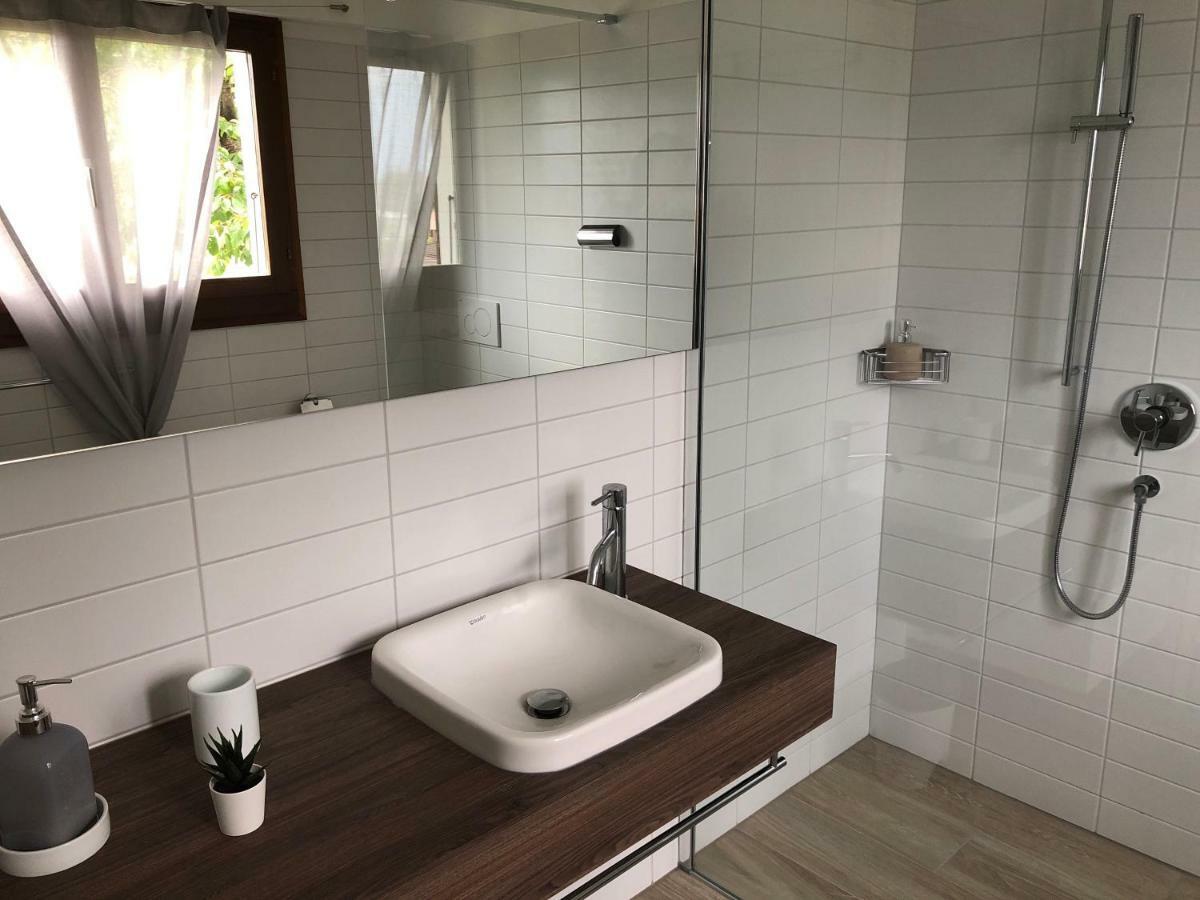 Al Grottino Bed & Breakfast Gambarogno Bagian luar foto